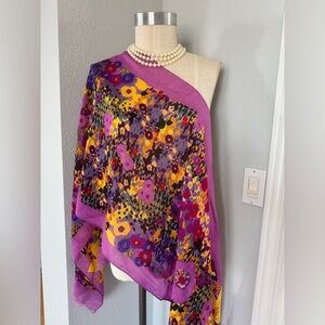100% Wool Lightweight Floral Print Scarf 68”x21”